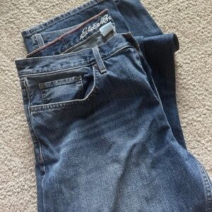 Eddie Bauer mens 33x32 relaxed fit jeans